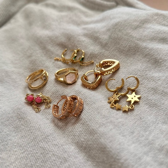 Ring & Earrings Bundle 7pc total - Picture 2 of 4